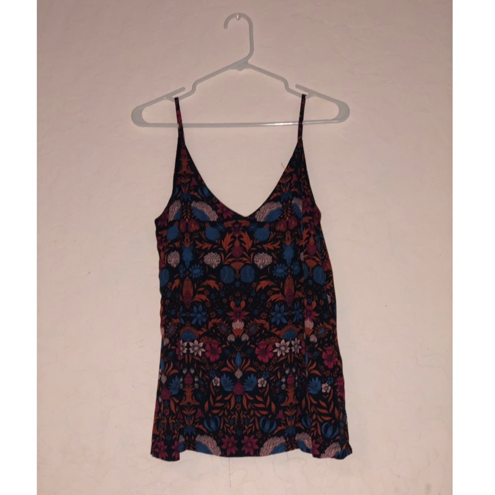 h + m || patterned blouse